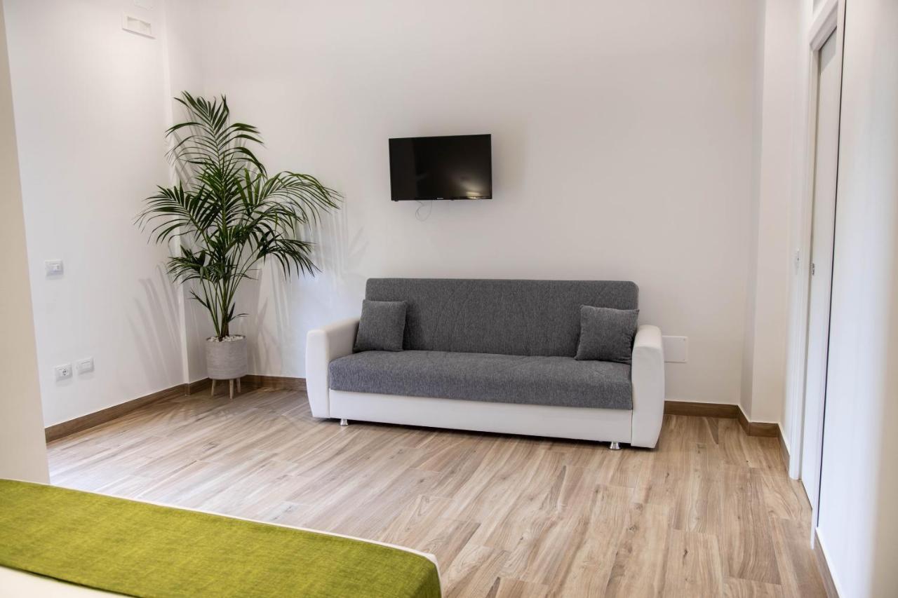 Beltrani Rent Rooms Exteriör bild